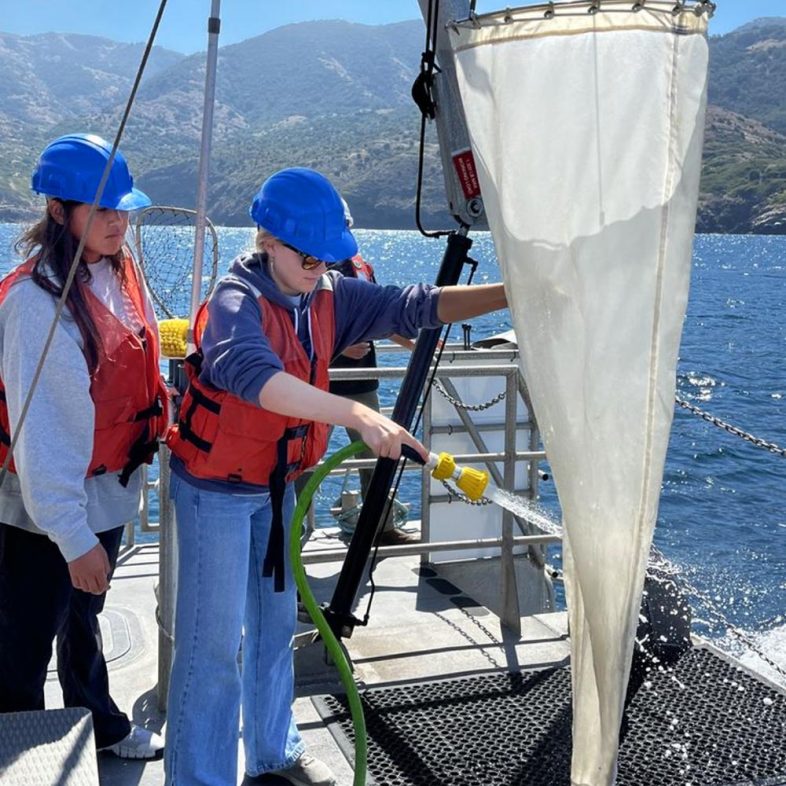 girls-in-ocean-science-17